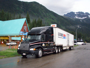Cross town moving or across the continent, Leduc Moving has you covered
